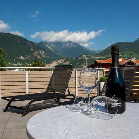 Appartamento Le Terrazze Living Riva del Garda Esterno foto