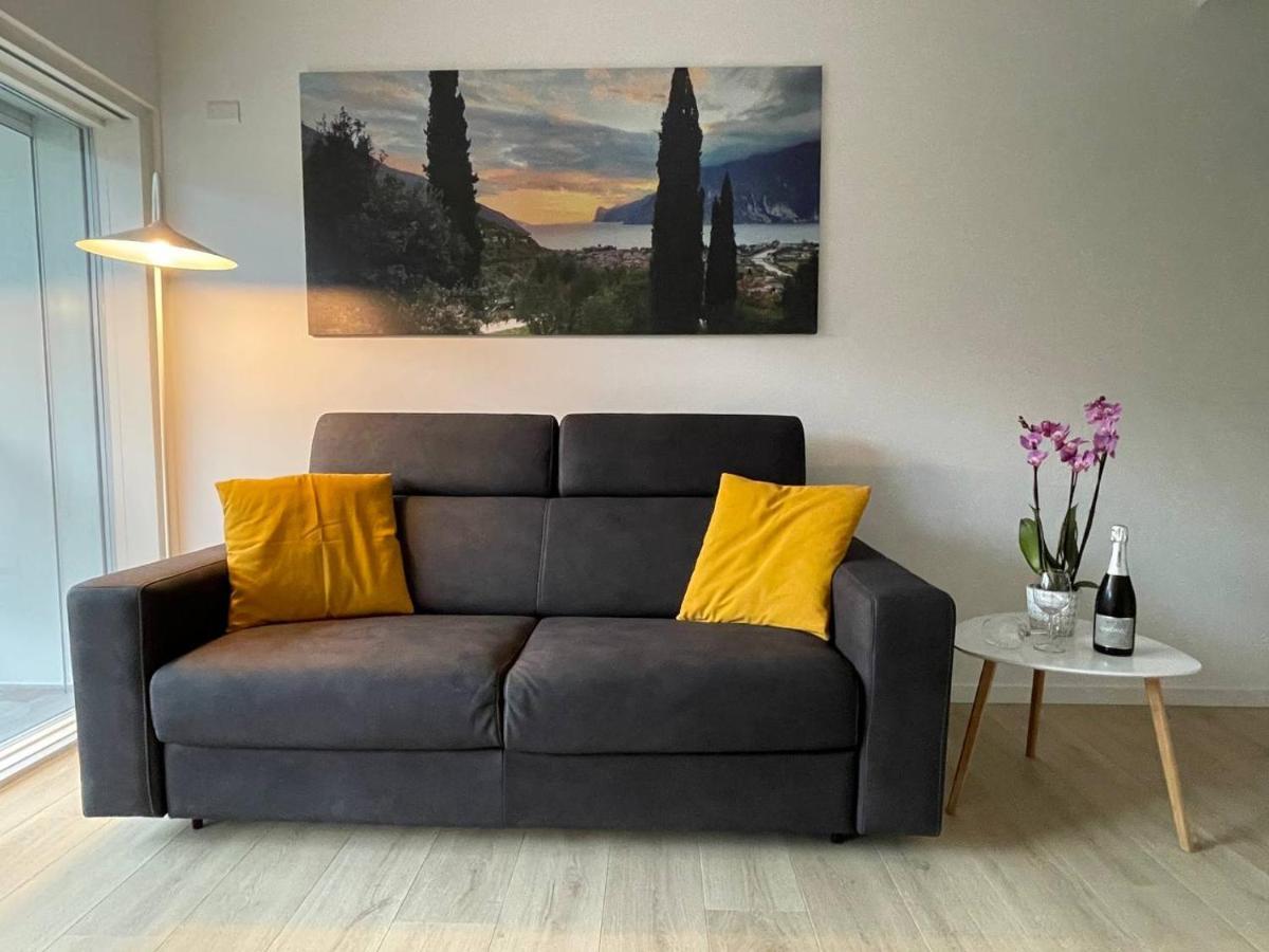 Appartamento Le Terrazze Living Riva del Garda Esterno foto