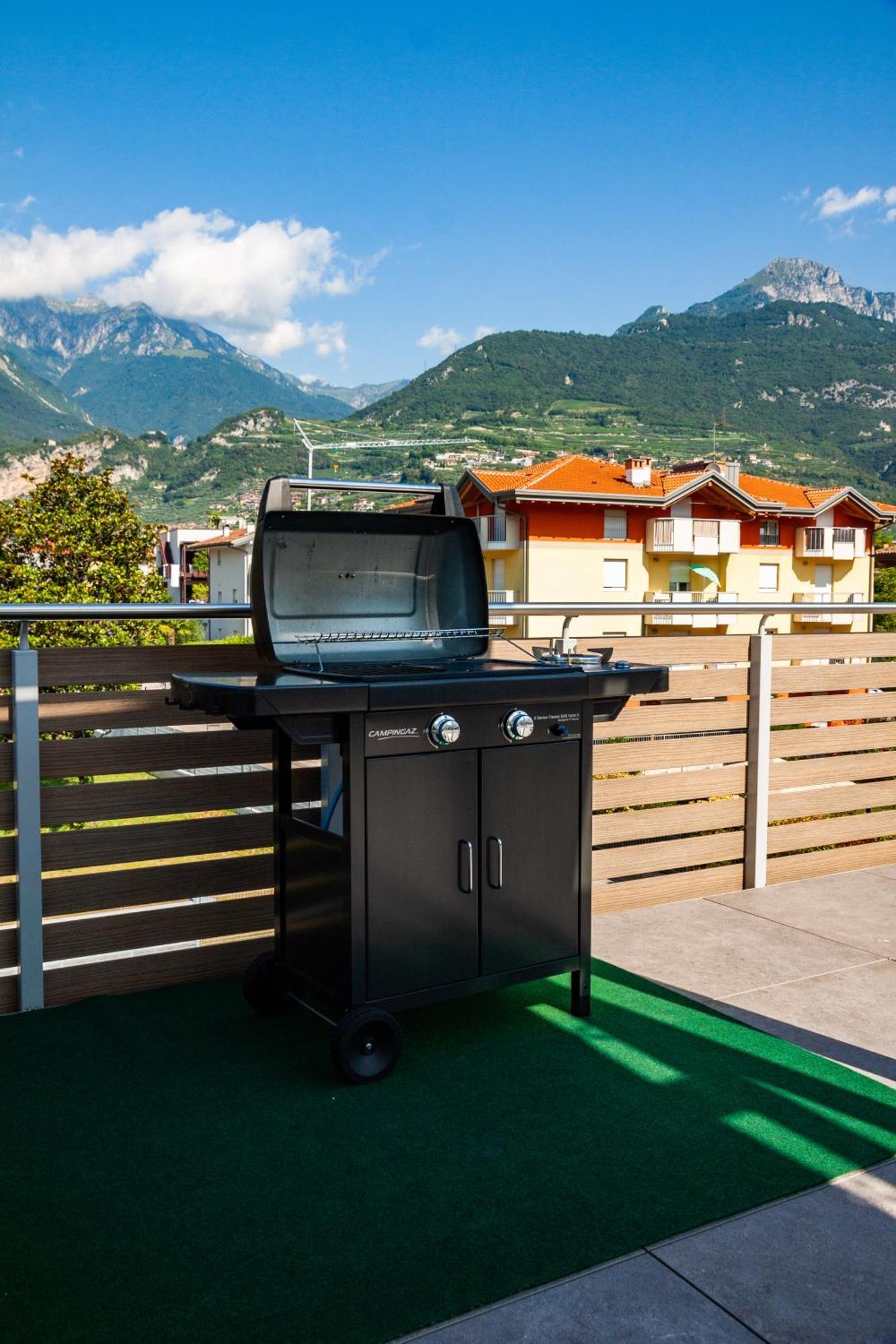 Appartamento Le Terrazze Living Riva del Garda Esterno foto
